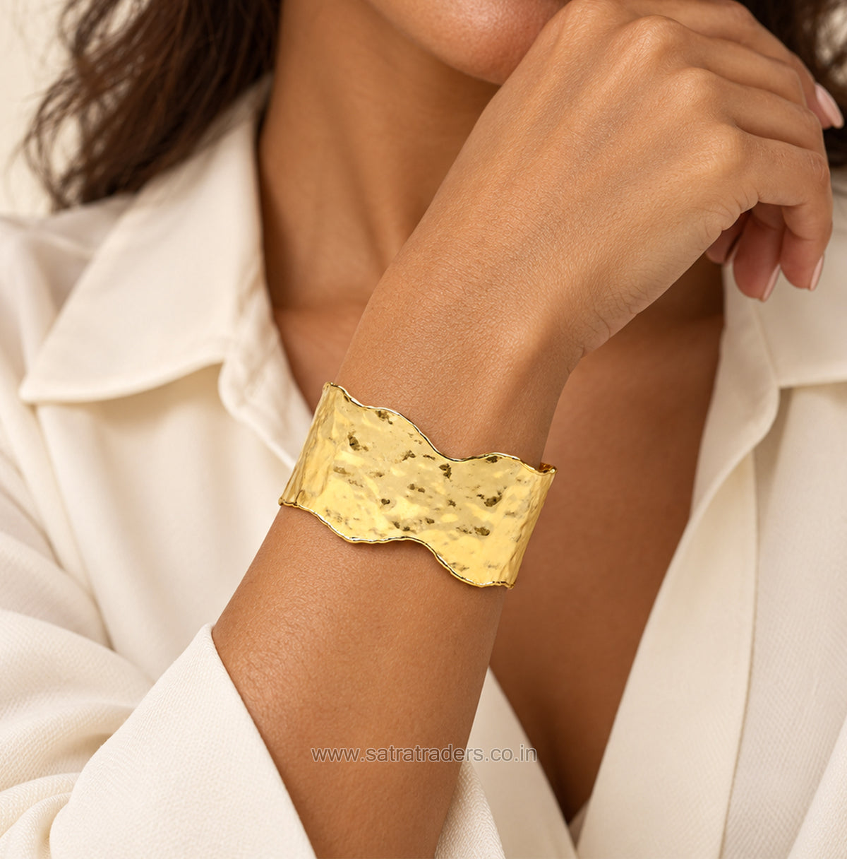 Wavy Hammered Brass Kada | 1pc | K128