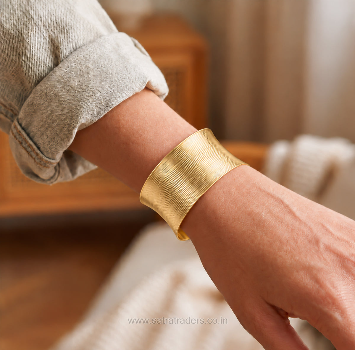 Ribbed Concave Brass Kada | 1pc | K132