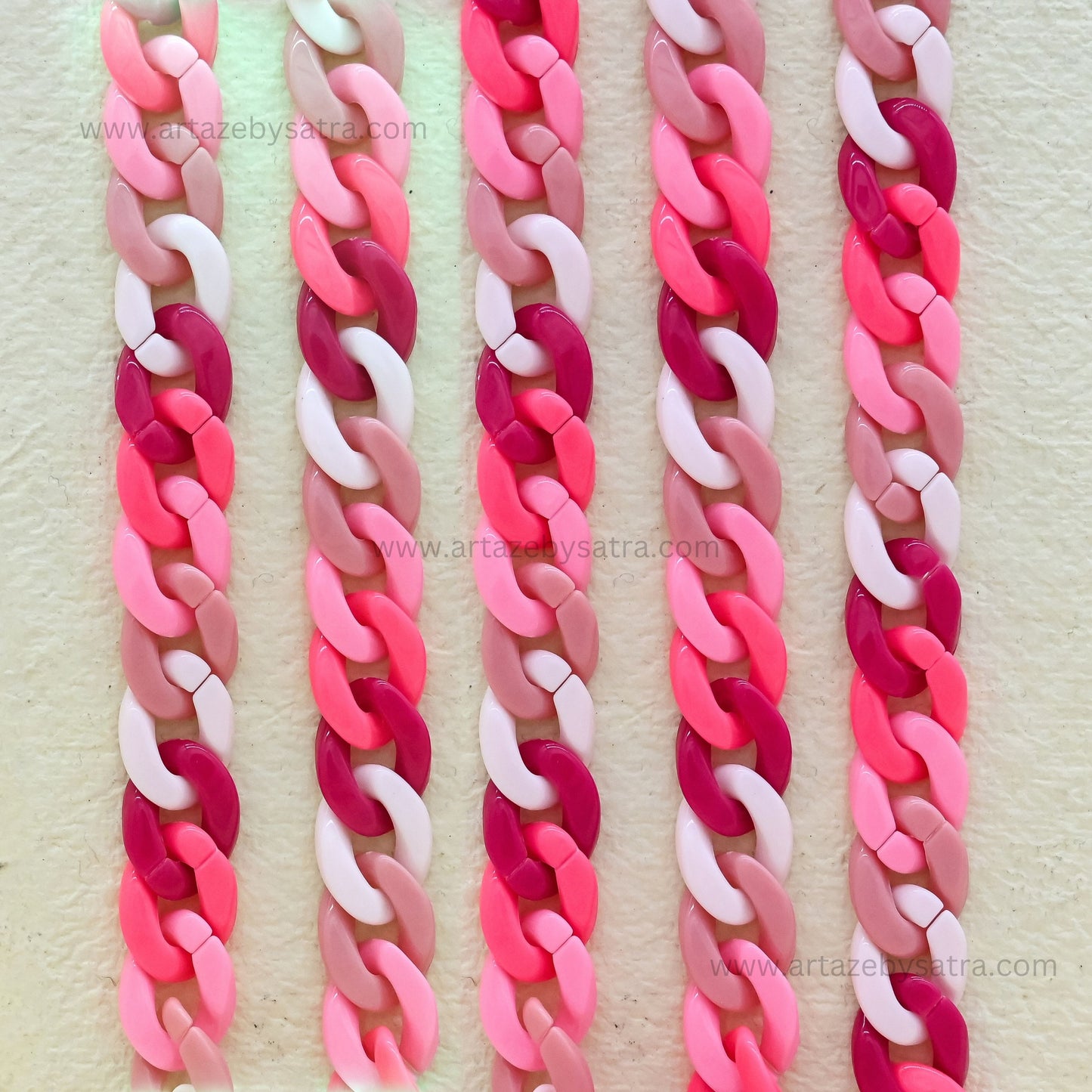 Two tone Acrylic Mask Chain | Size : H-17mm W-22mm | Qty : 1mtr | AC13