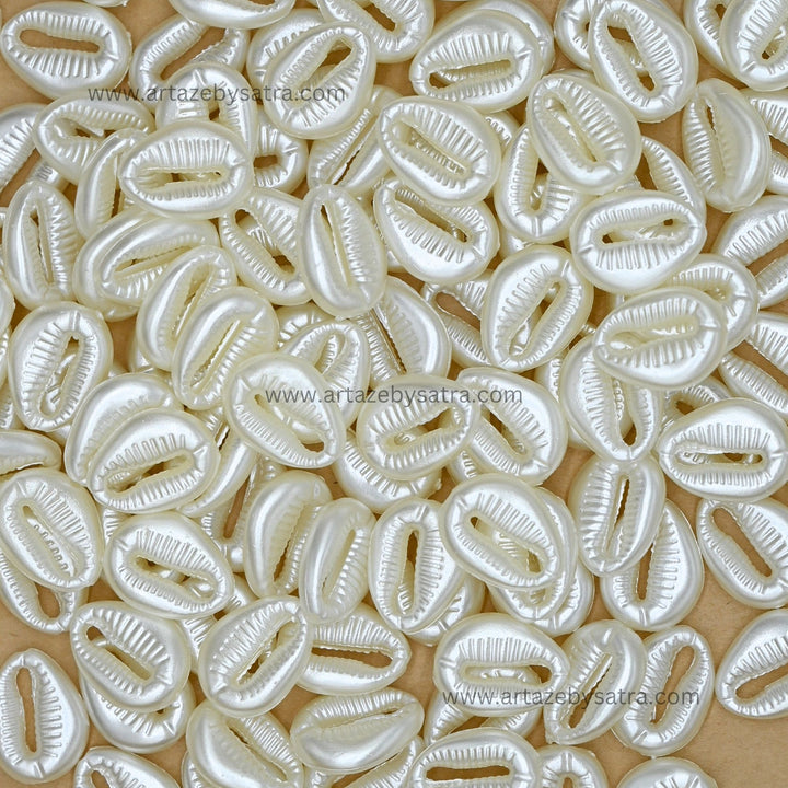 White Cowrie Shell Plastic Pearl Beads | Size : 17mm