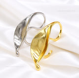 Brass Sculptural Leaf Two-Finger Ring | Size : 65m | Qty : 1pc | BC1019