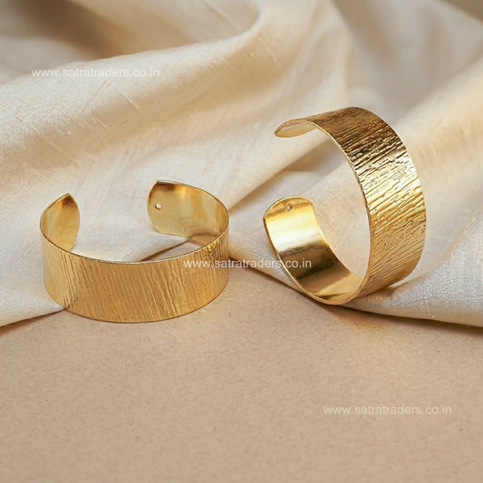 Elegant Textured Gold Finish Open Cuff Bracelet | Size : 57mm | Qty : 1pc | K108
