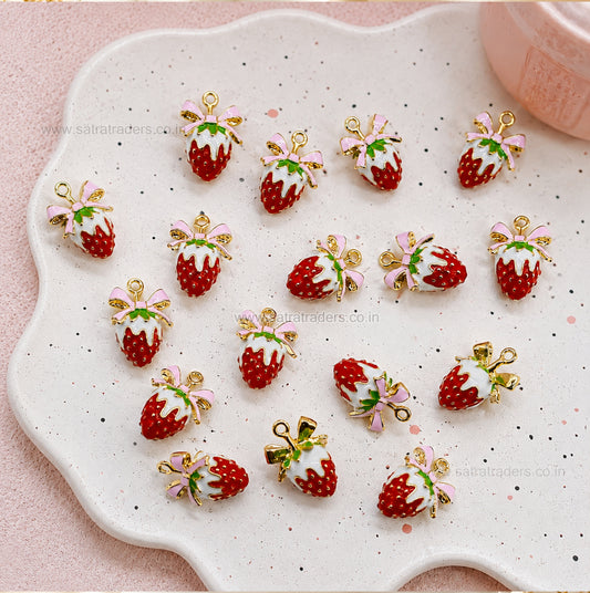 Strawberry Fruit Charm Pendant | Size : 18mm | Qty : 1pc | CHE198