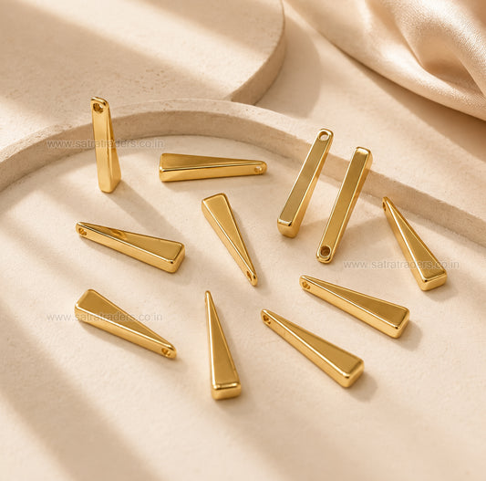 18k Gold Plated Brass Long Triangle Spike Charm | Size : 22mm | Qty : 2pcs | BC17