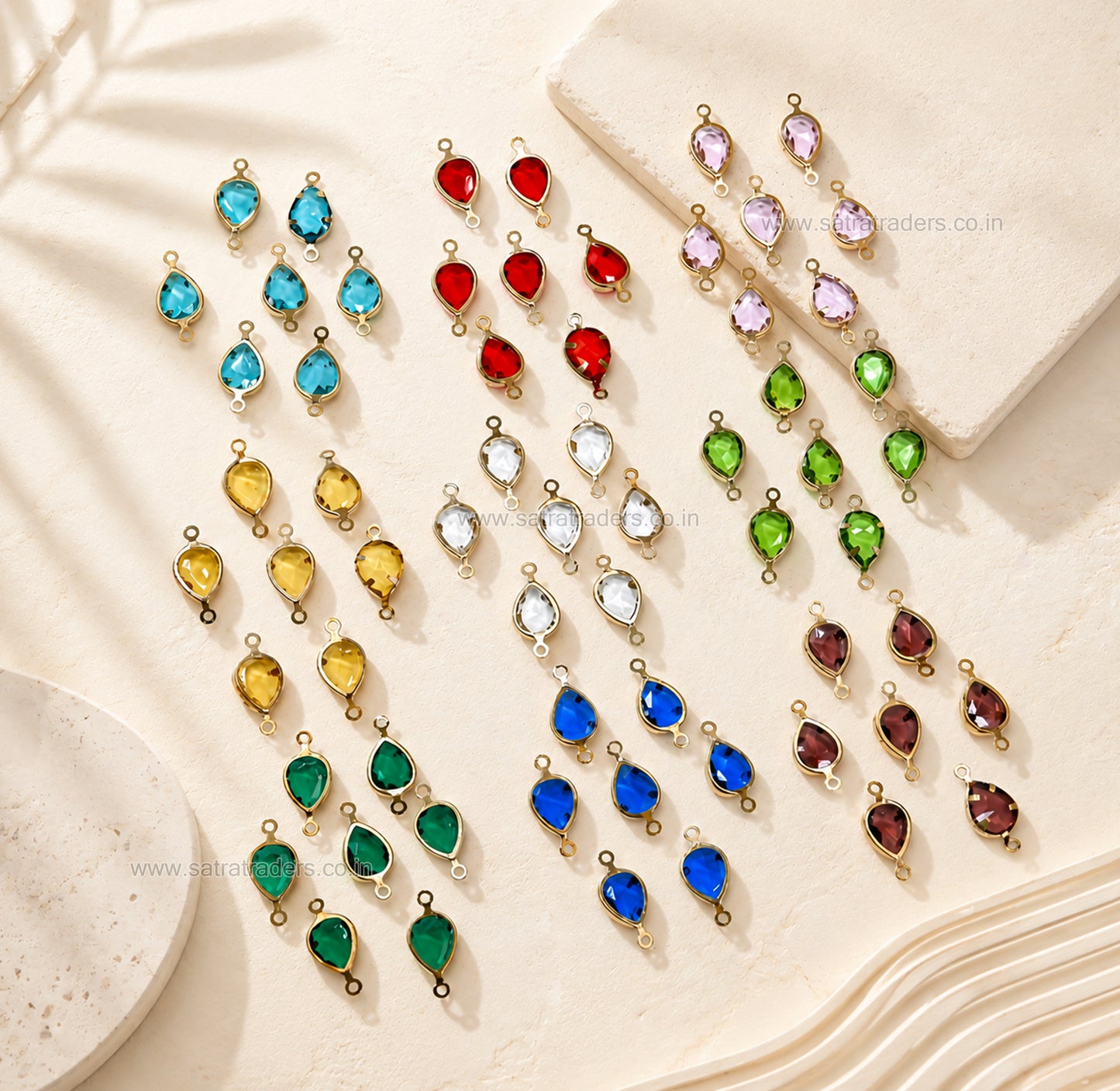 Teardrop Shape Glass Beads with Brass 2 loop | Qty : 50pcs | Size : 14mmX6mm | GB91