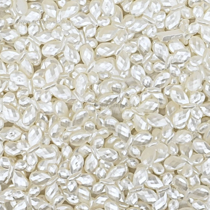 2 Hole Butterfly Pearlized Beads | Size : 13mm