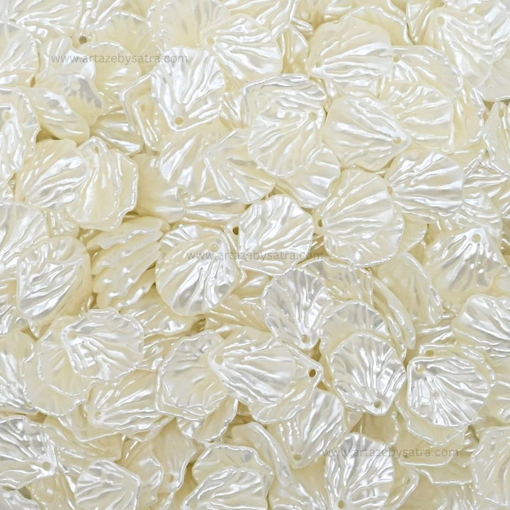 Petal Pearlized Beads | Size : 17mm